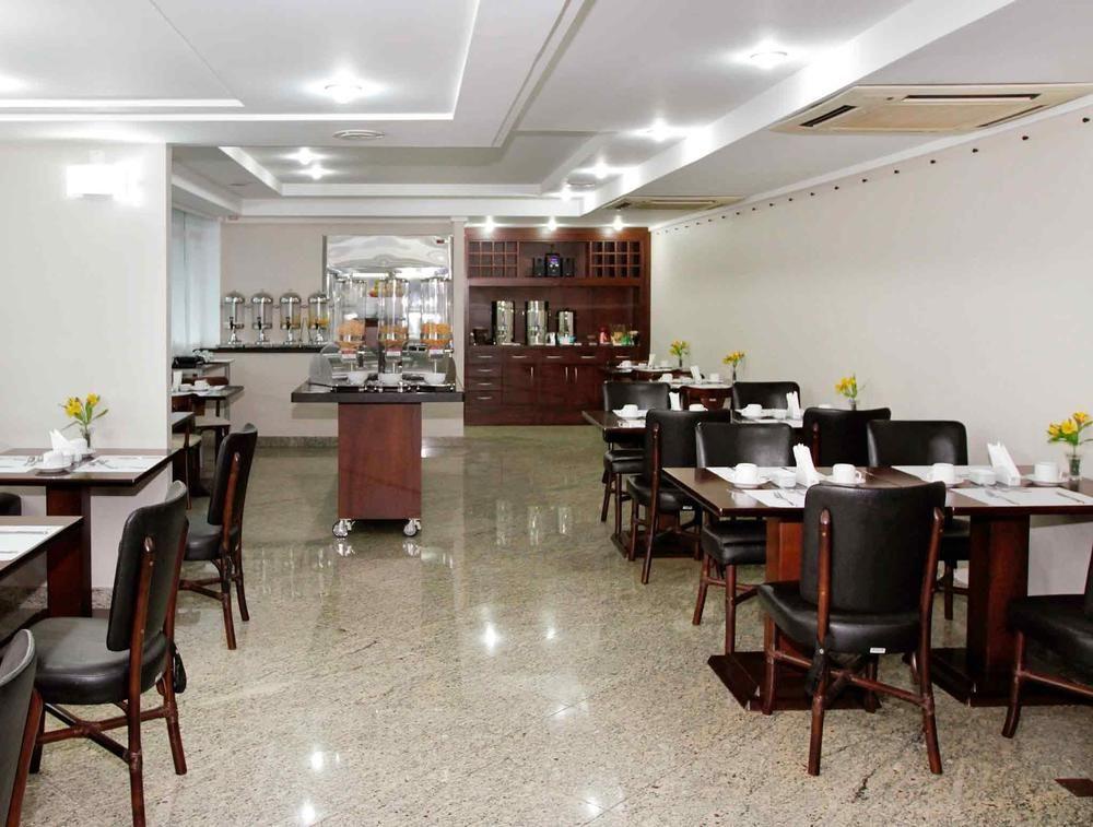 Triangulo Apart Hotel วิตอเรีย ภายนอก รูปภาพ